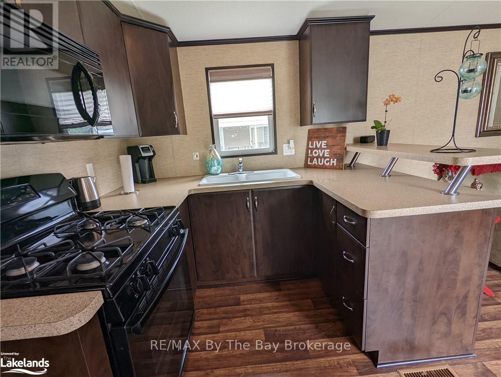 16 KENORA TRAIL - 12