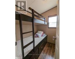 16 Kenora Trail, Wasaga Beach, ON L9Z1X7 Photo 9