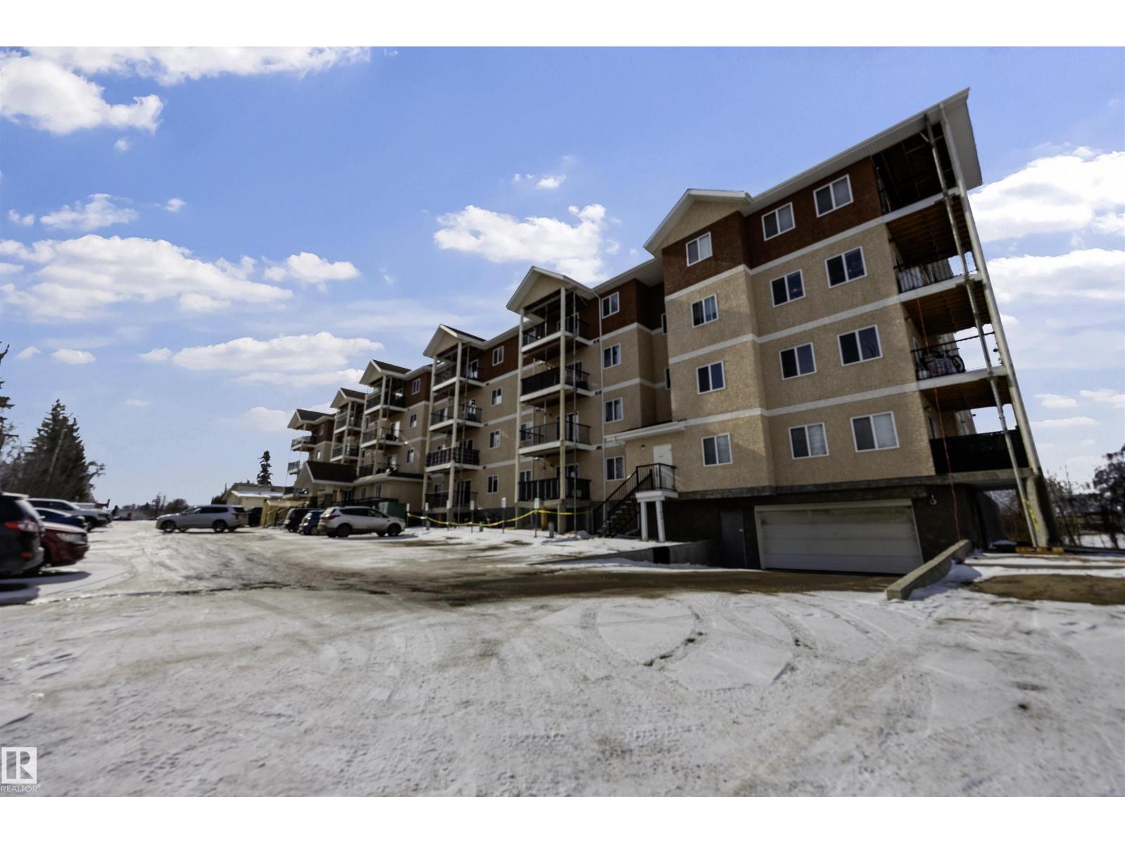 #107 4903 47 AV, Stony Plain