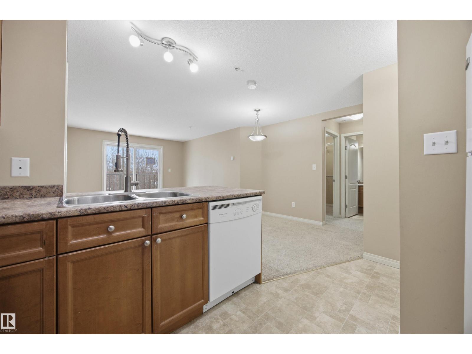 #107 4903 47 AV, Stony Plain