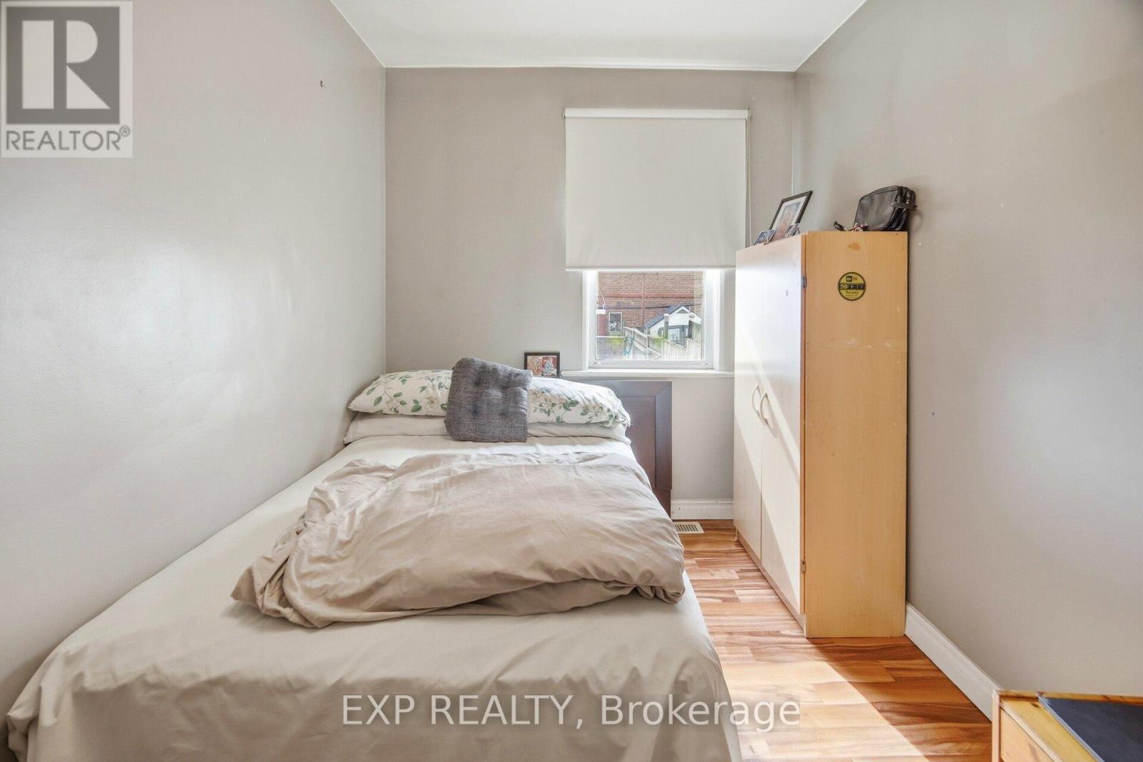 105 ROGERS ROAD - 11