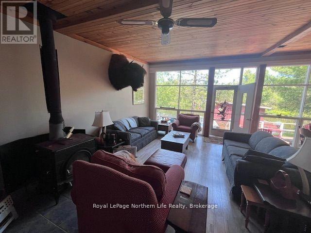 144 LAKE TEMAGAMI ISL 25 ISLAND - 18