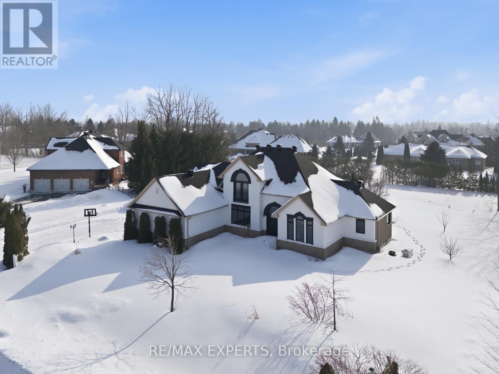 11 BASSWOOD CIRCLE - 2