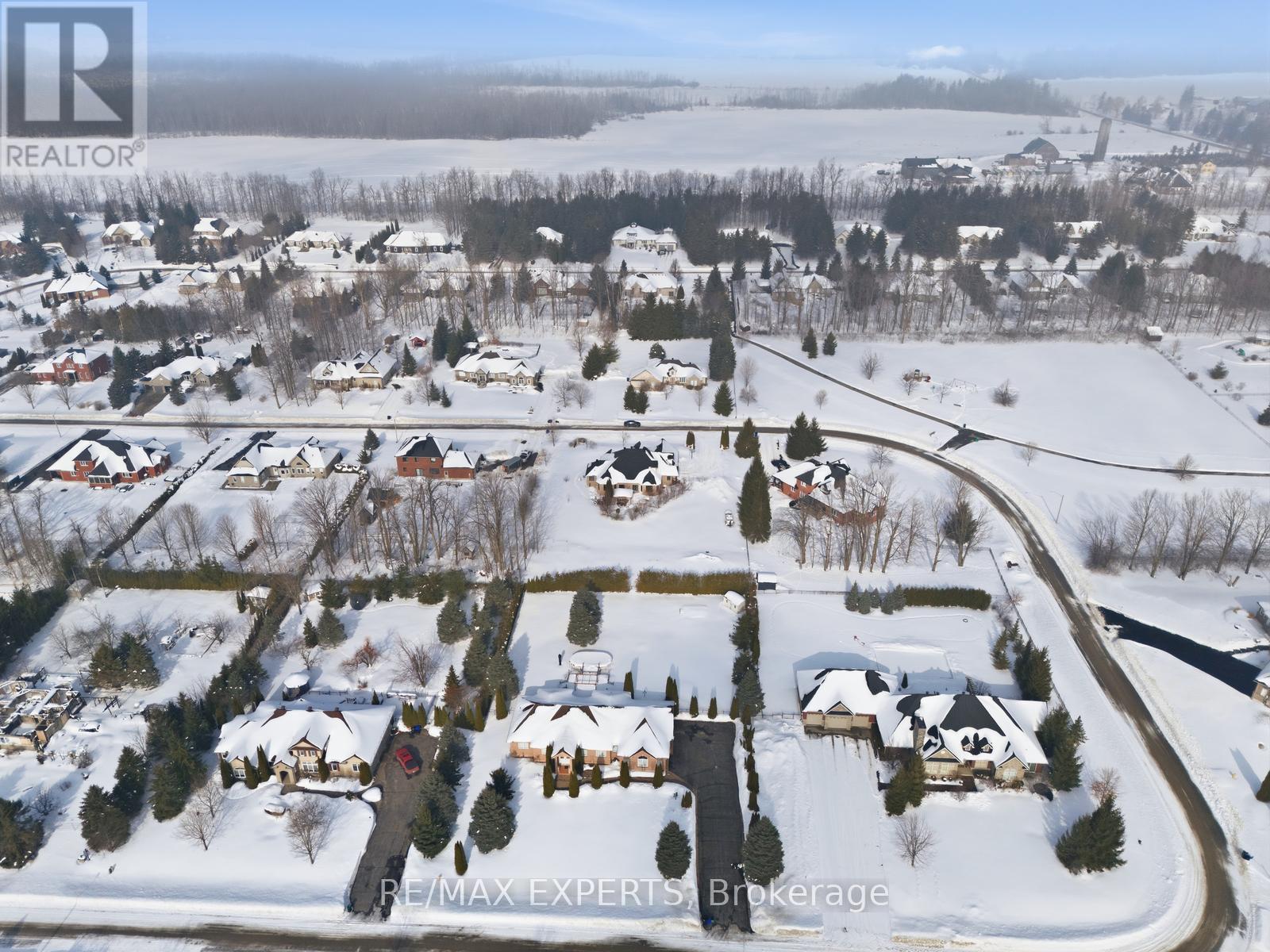 11 BASSWOOD CIRCLE - 49