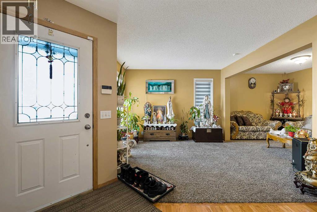 Single Family House for Sale in  Harvest Hills Drive NE Harvest Hills Calgary 