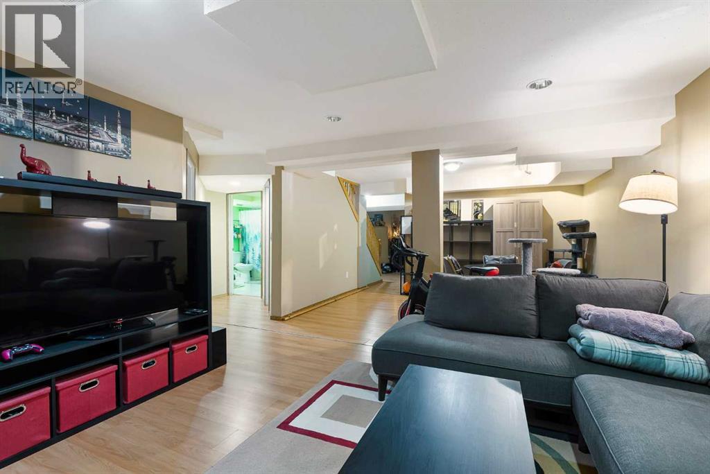 Single Family House for Sale in  Harvest Hills Drive NE Harvest Hills Calgary 