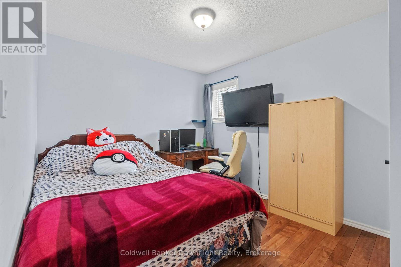 Single Family House Raised bungalow for Sale in  MILL STREET North Middlesex (Parkhill) 