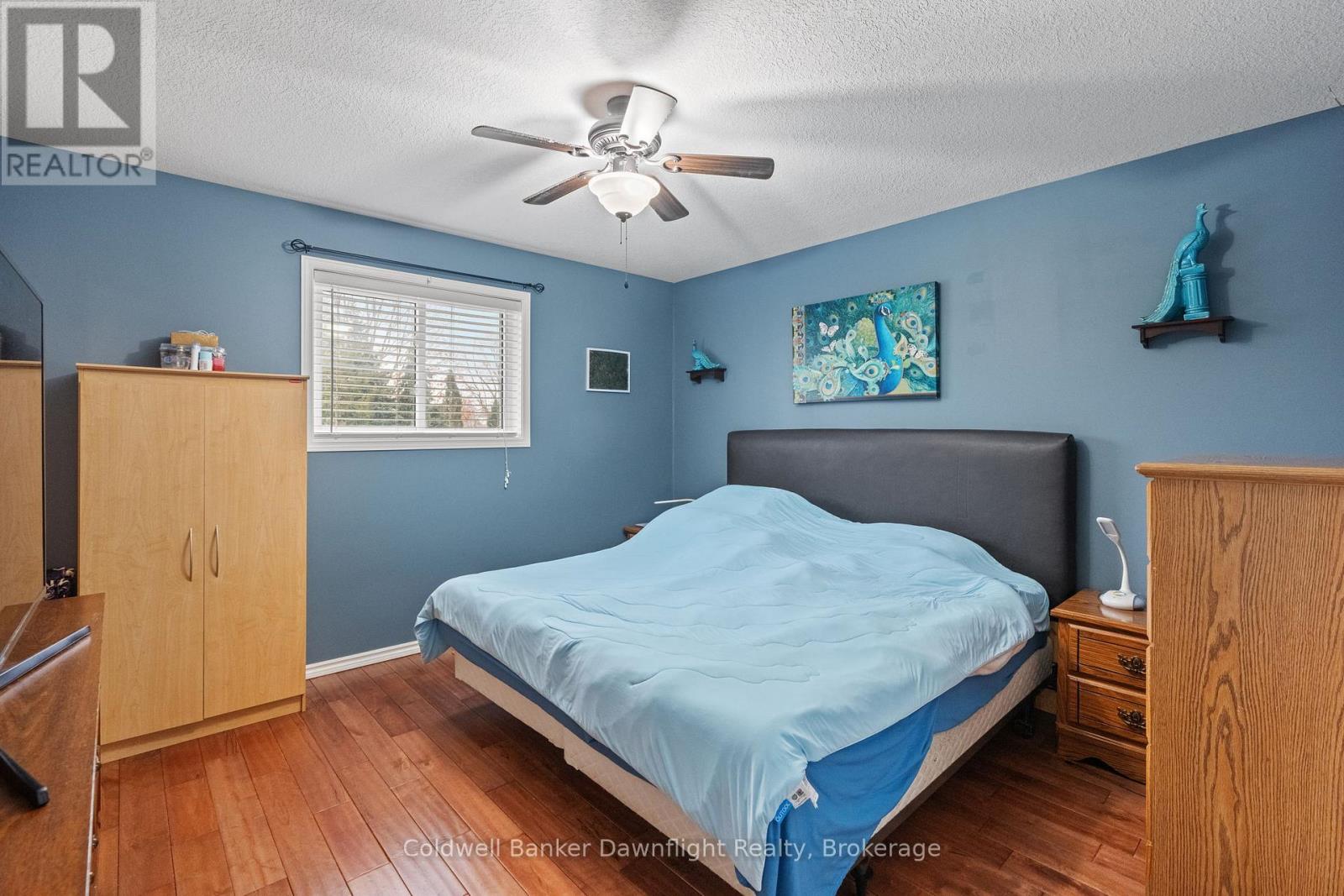 Single Family House Raised bungalow for Sale in  MILL STREET North Middlesex (Parkhill) 