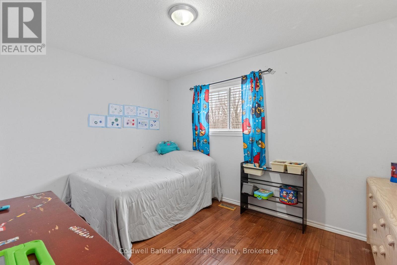 Single Family House Raised bungalow for Sale in  MILL STREET North Middlesex (Parkhill) 