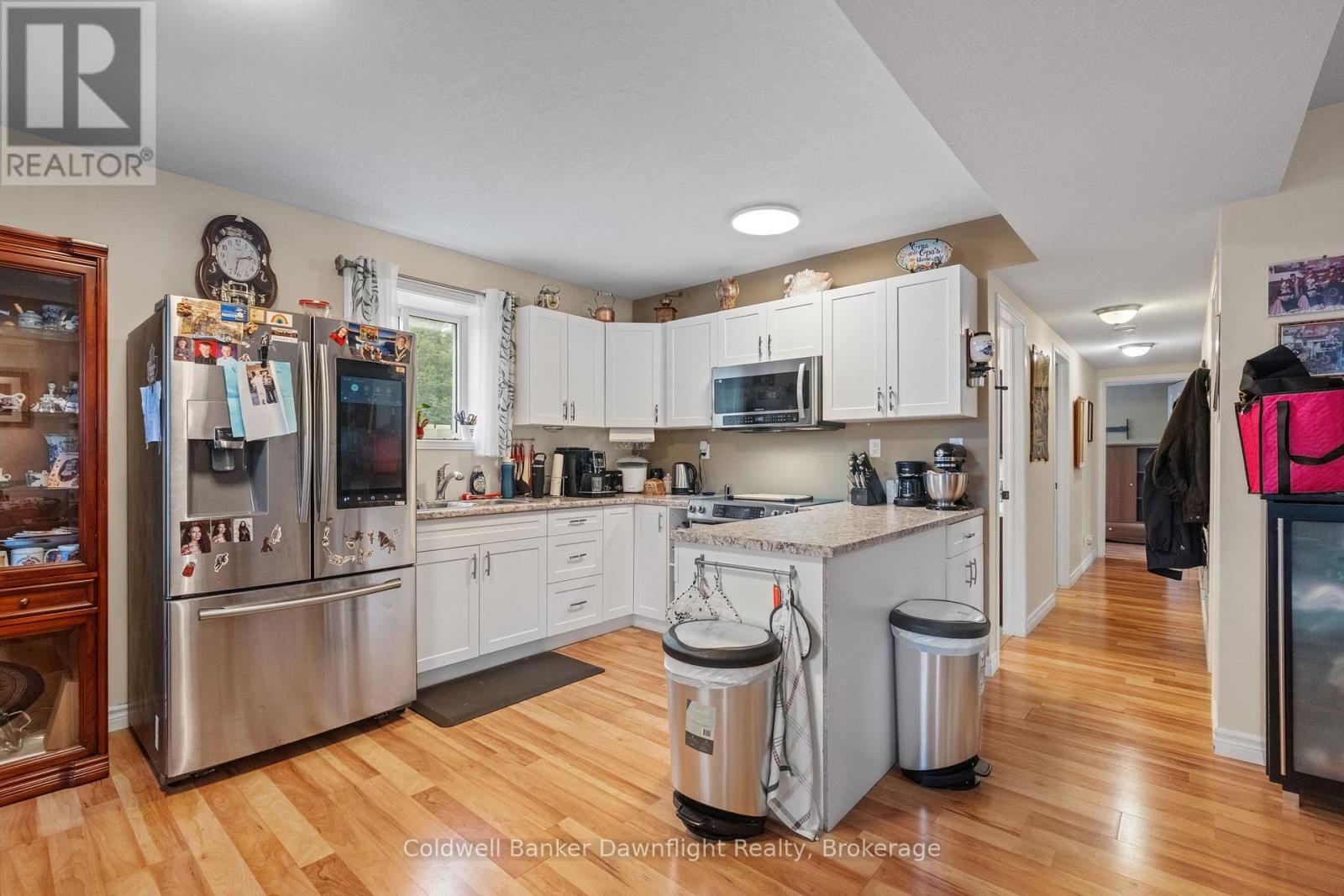 Single Family House Raised bungalow for Sale in  MILL STREET North Middlesex (Parkhill) 