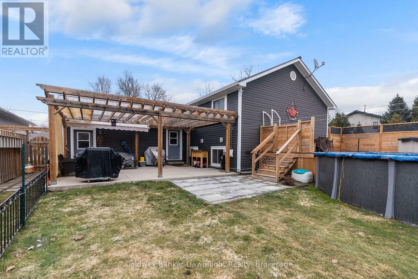 Single Family House Raised bungalow for Sale in  MILL STREET North Middlesex (Parkhill) 