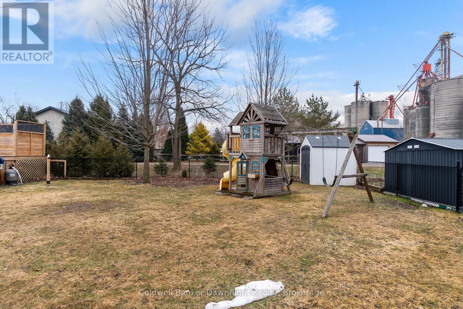 Single Family House Raised bungalow for Sale in  MILL STREET North Middlesex (Parkhill) 