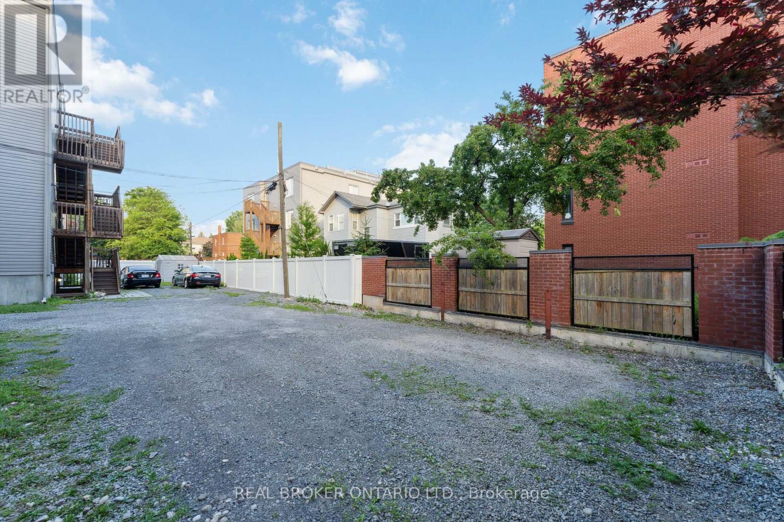 36 ONTARIO STREET - 38