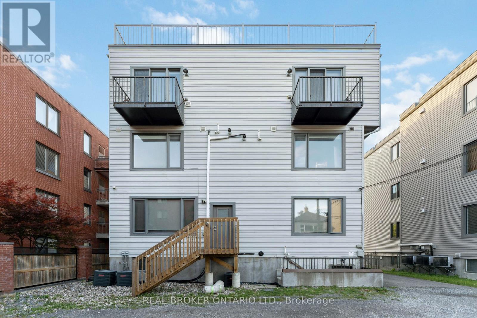 36 ONTARIO STREET - 40