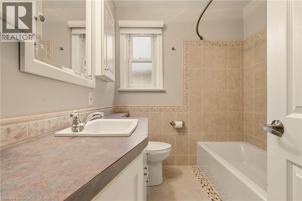 51 WESTWOOD AVENUE - 23