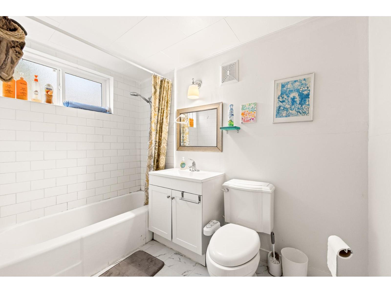 14878 BUENA VISTA AVENUE, White Rock