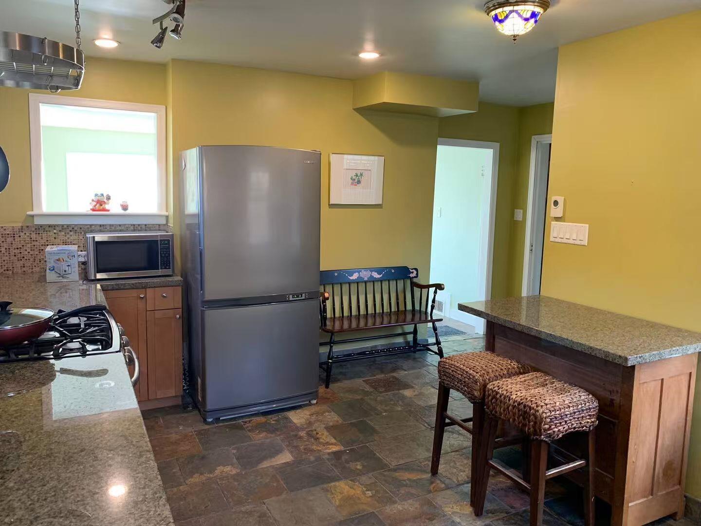 14878 BUENA VISTA AVENUE, White Rock