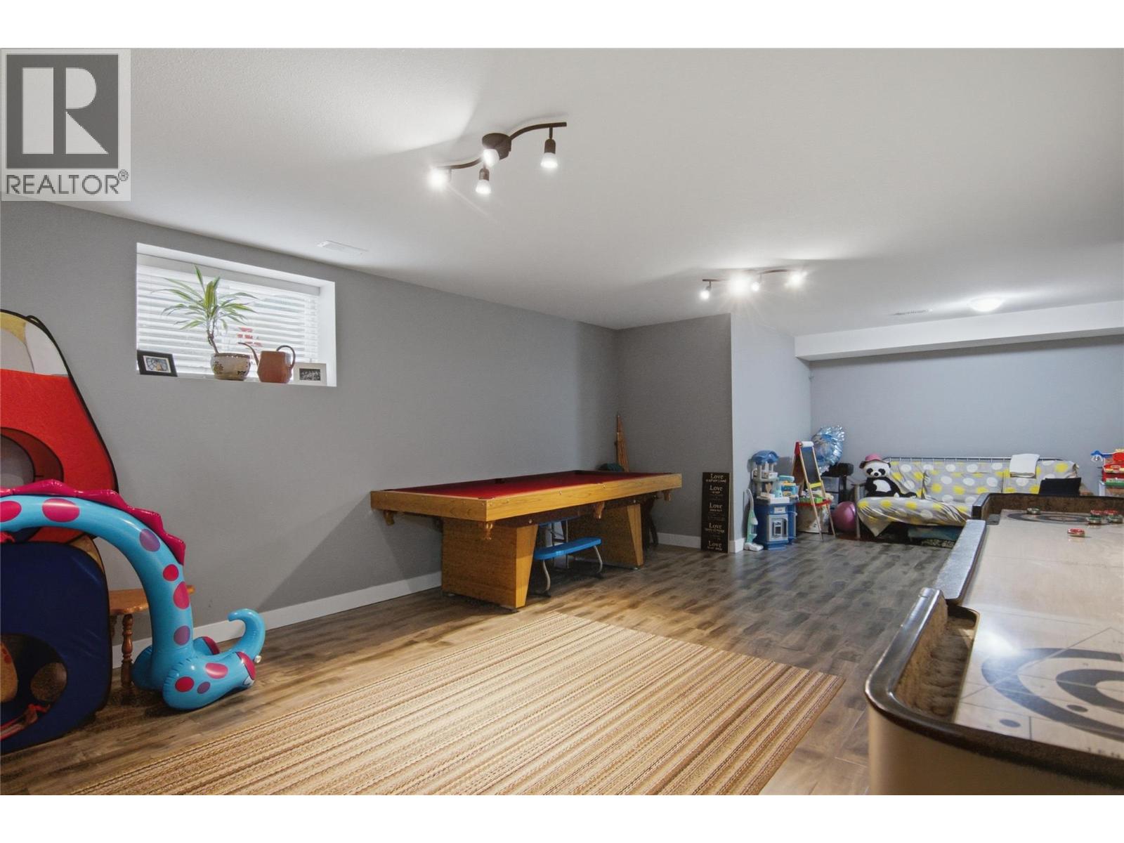 102 2920 Valleyview Drive, Kamloops