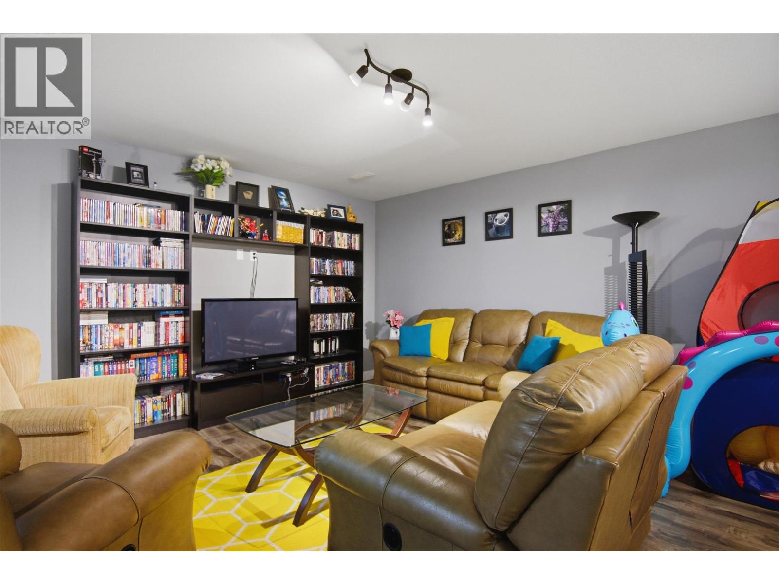 102 2920 Valleyview Drive, Kamloops