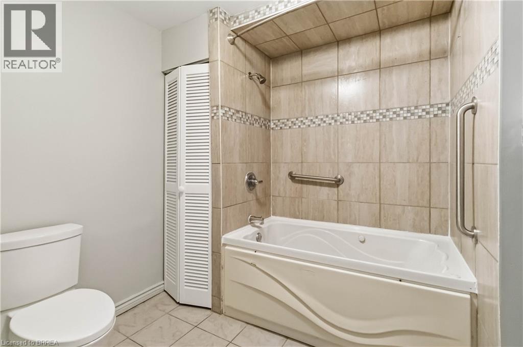 200 BRANT Avenue, Brantford, Ontario