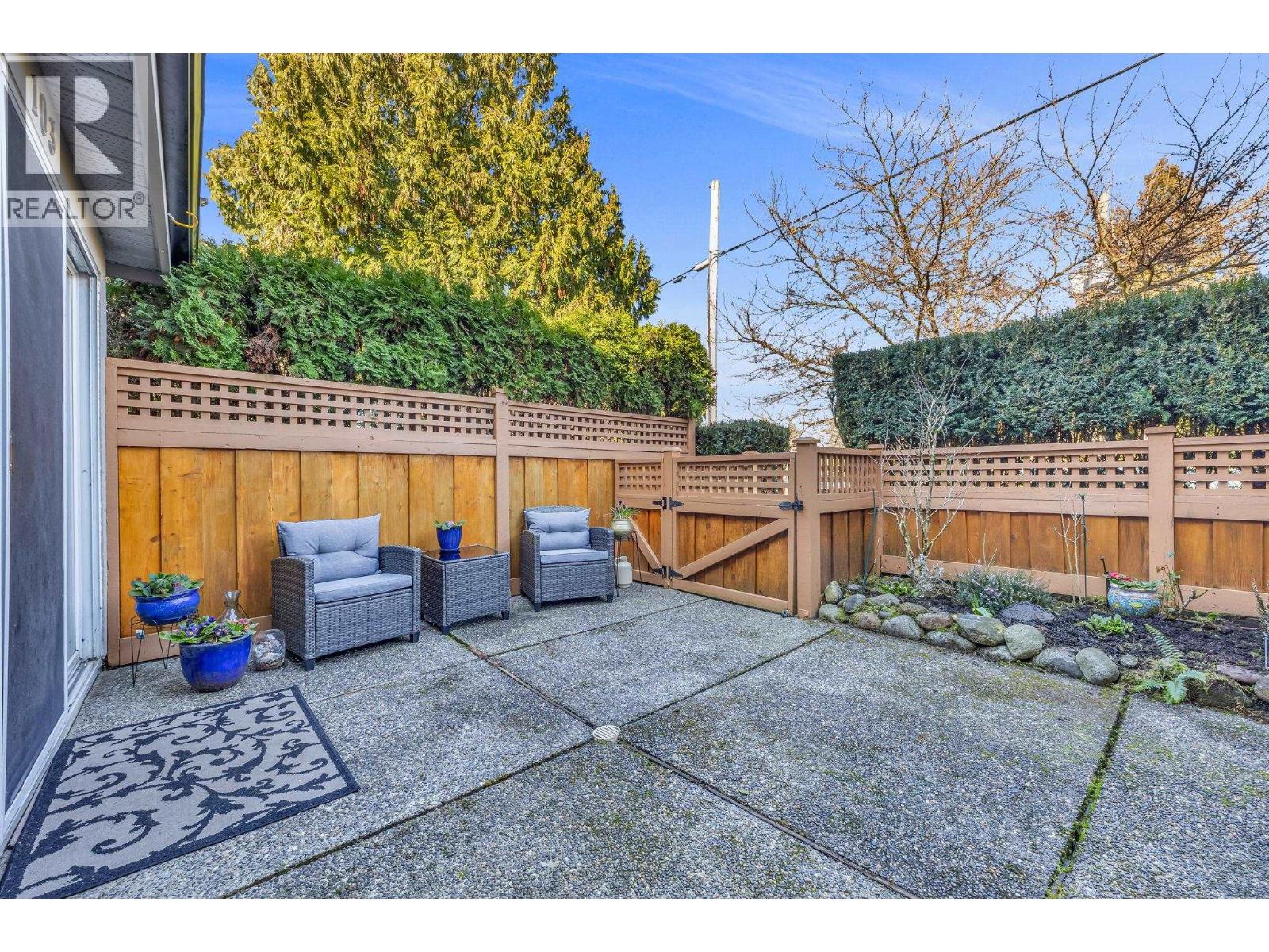 103 245 W 15TH STREET, North Vancouver