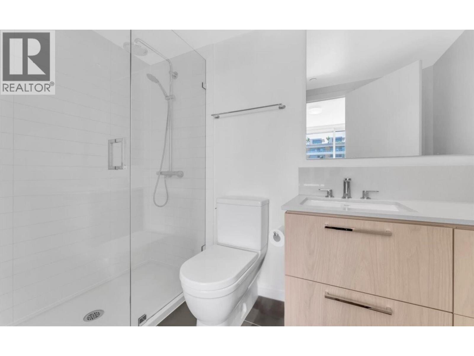 405 680 SEYLYNN CRESCENT, North Vancouver