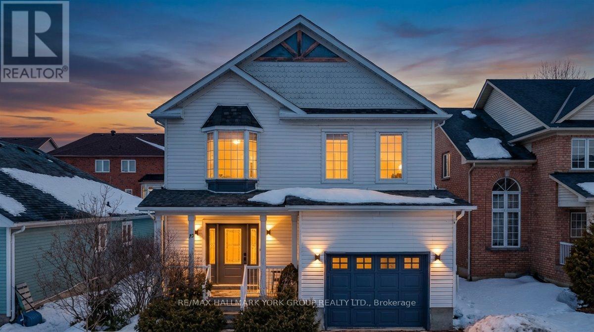 19 SILVERSTONE CRESCENT