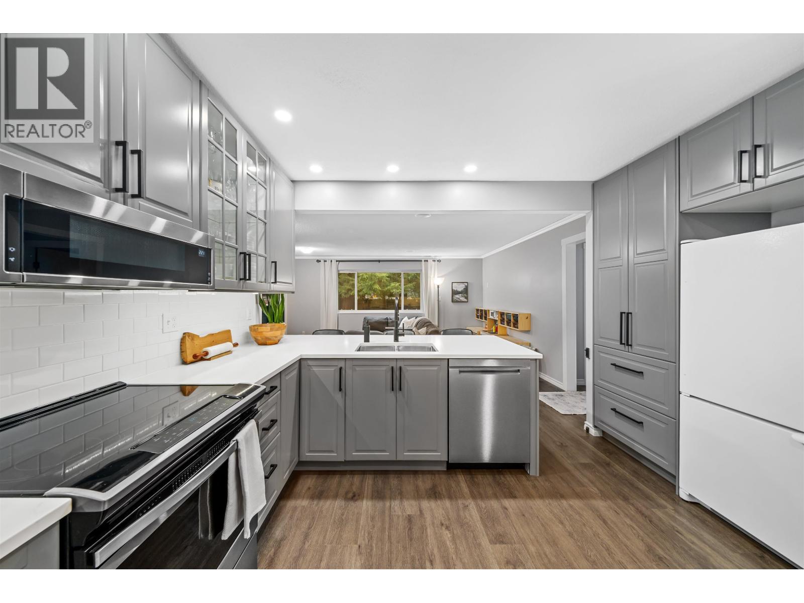 1663 ROBERTSON AVENUE, Port Coquitlam