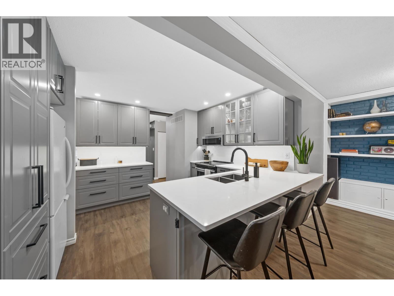 1663 ROBERTSON AVENUE, Port Coquitlam