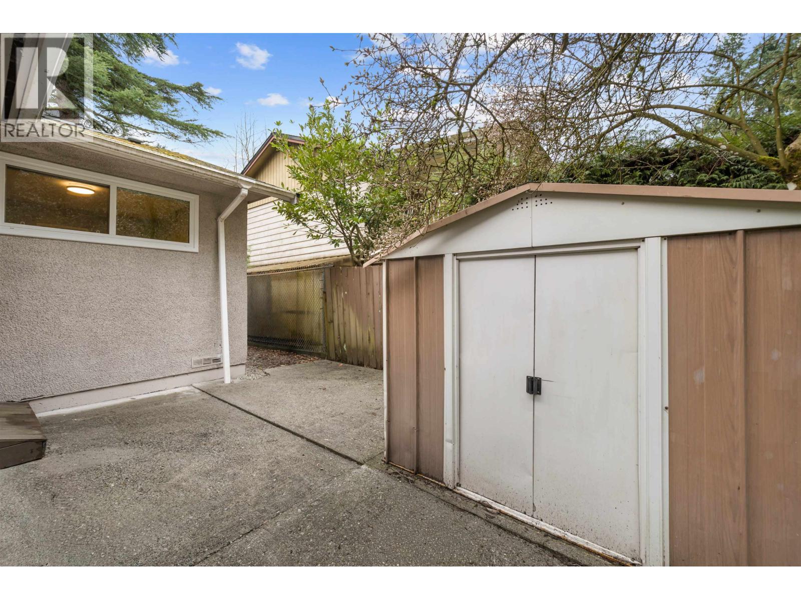 1663 ROBERTSON AVENUE, Port Coquitlam