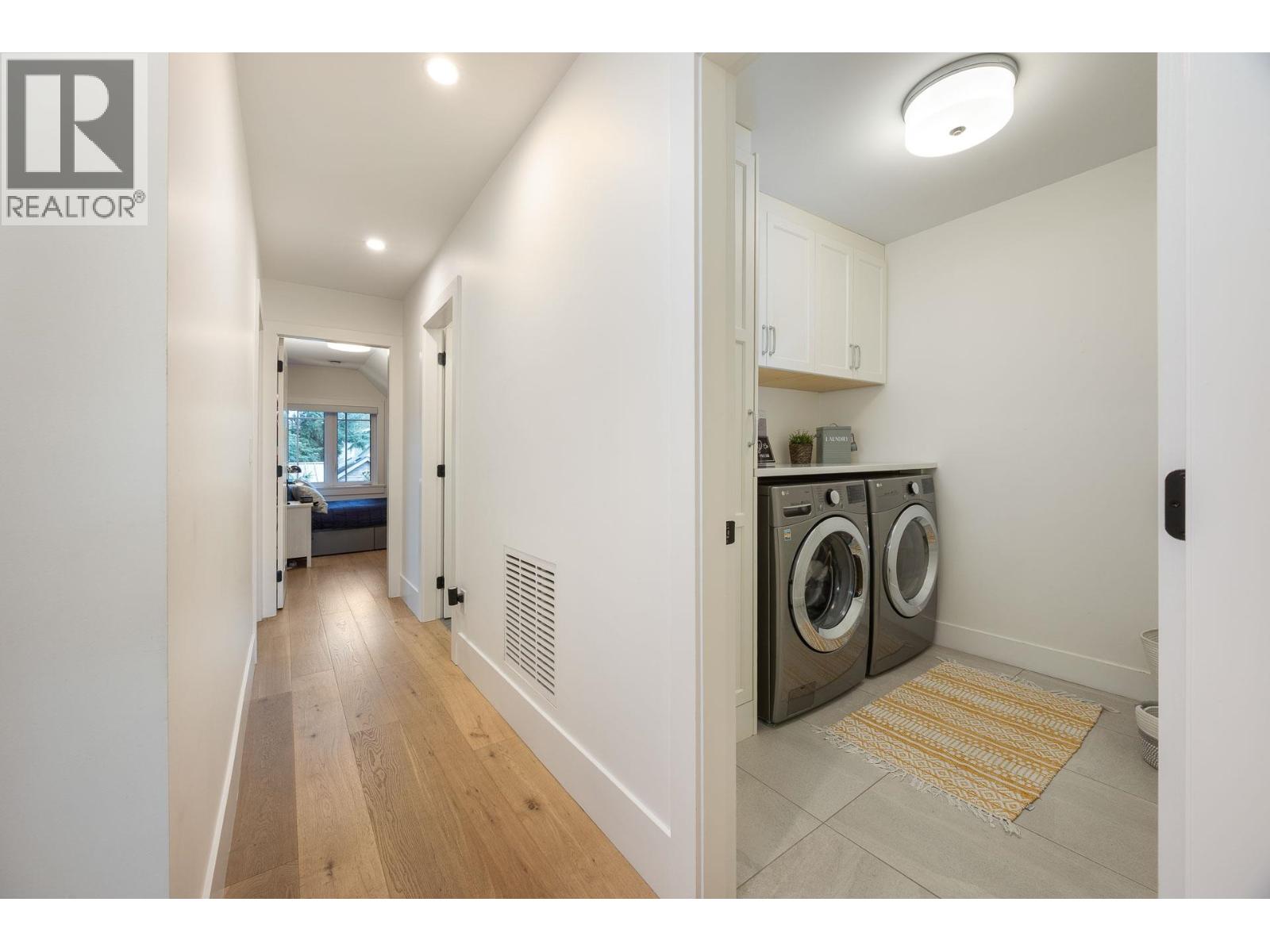 220 SIXTH AVENUE, New Westminster