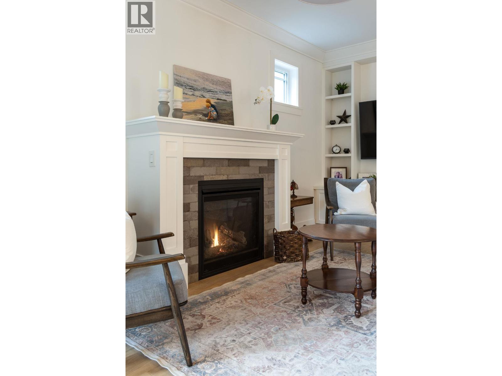 220 SIXTH AVENUE, New Westminster