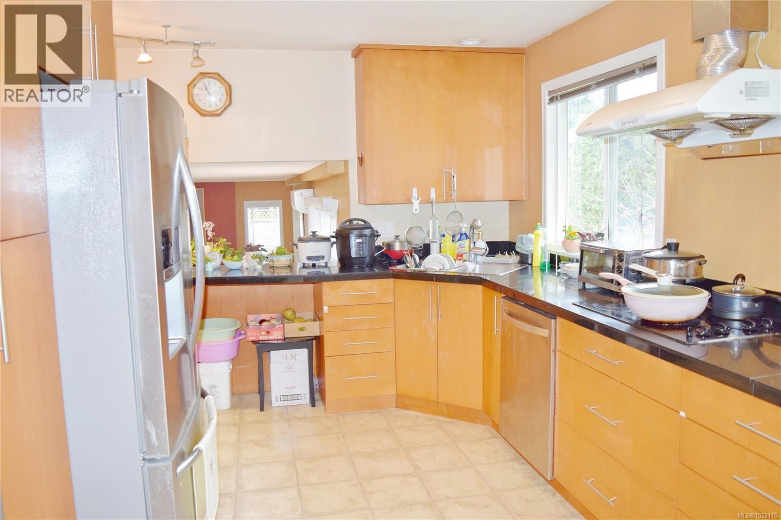 4091 DAWNVIEW CRES - 11