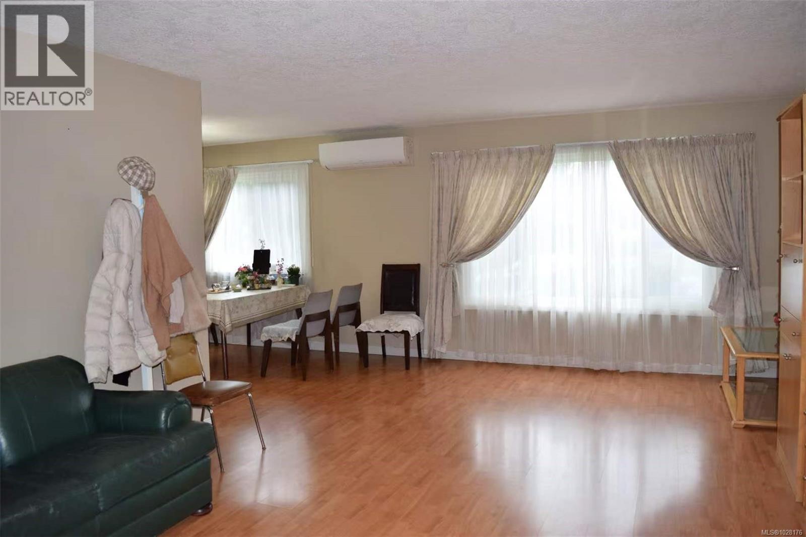 4091 DAWNVIEW CRES - 5