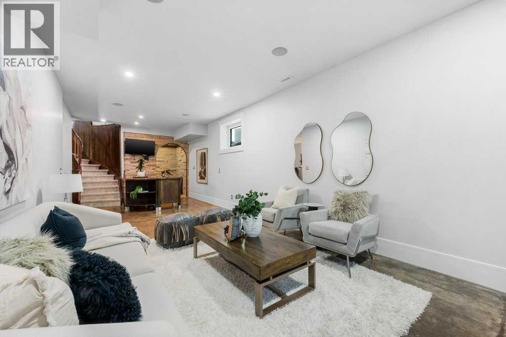 Single Family House for Sale in   Avenue NE Winston Heights/Mountview Calgary 