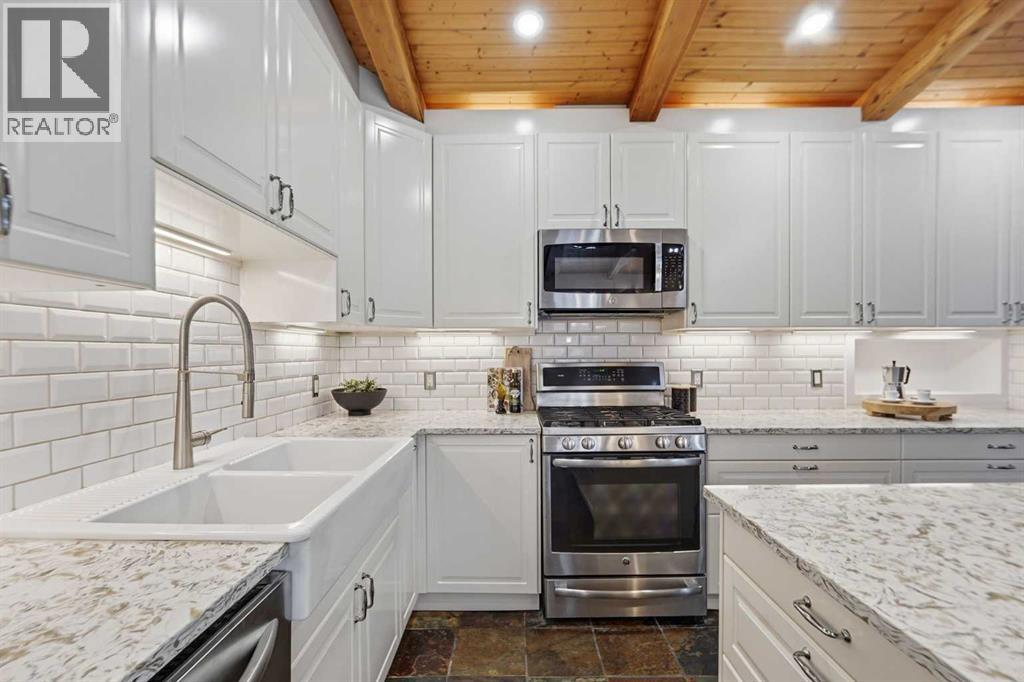 Single Family House Bungalow for Sale in  Glenmount Drive SW Glendale Calgary 