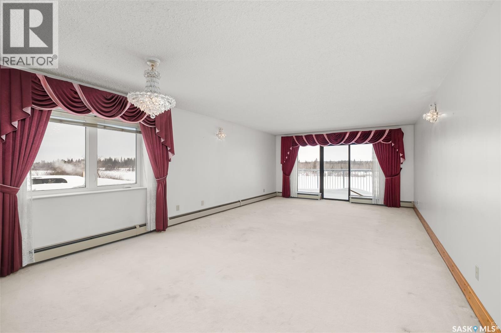 #4A 516 RIVER STREET E - 8