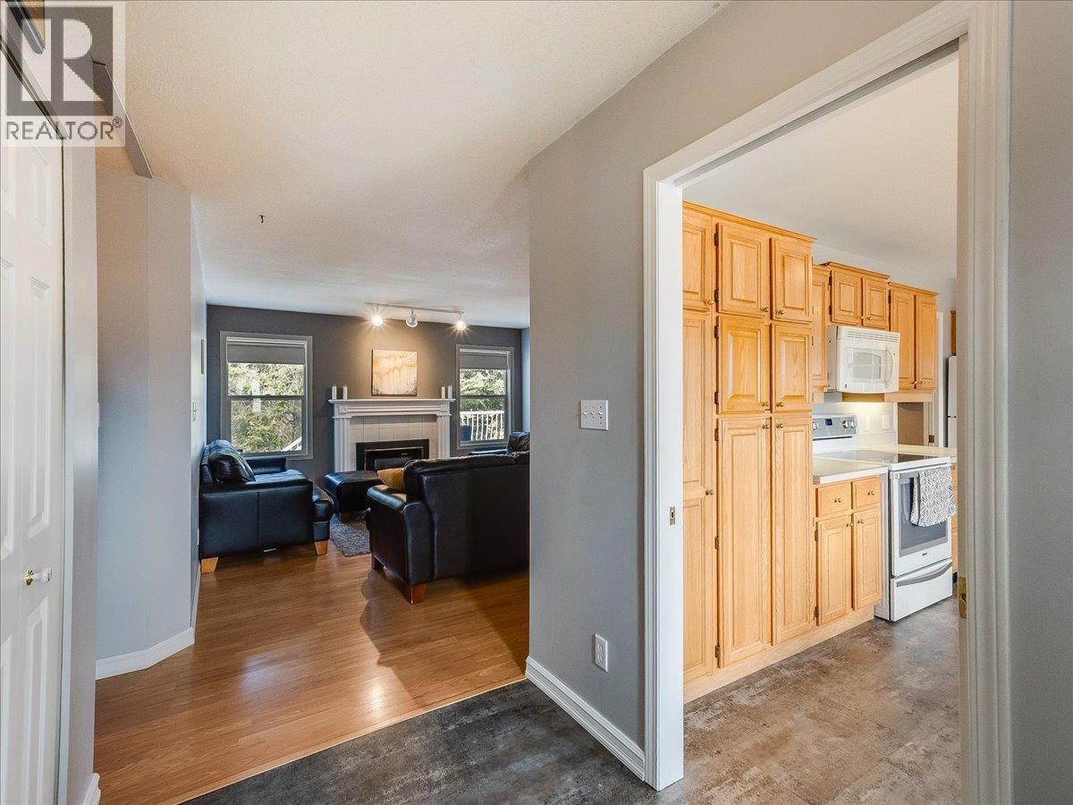 1931 Meadowlark Drive - 10