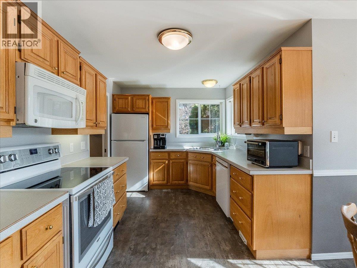 1931 Meadowlark Drive, Fruitvale