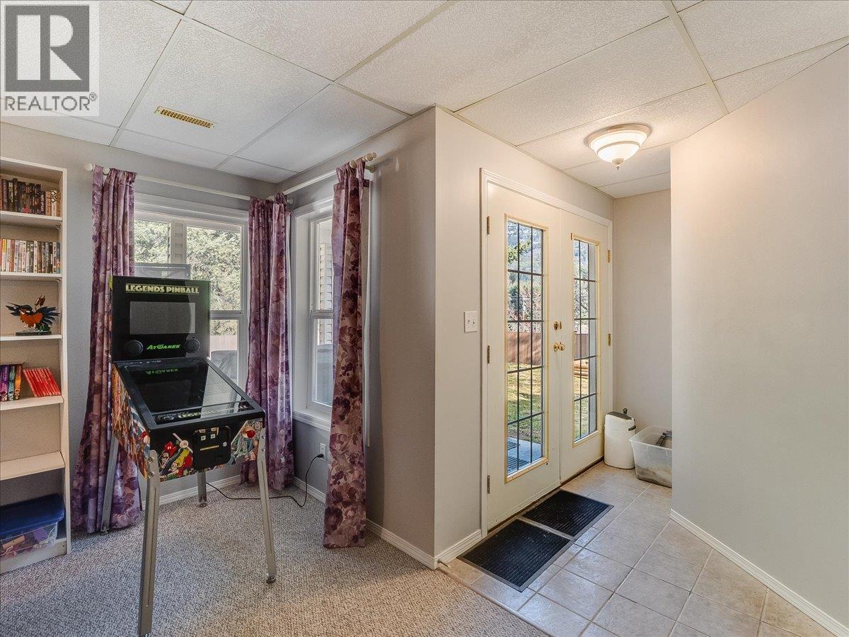 1931 Meadowlark Drive, Fruitvale