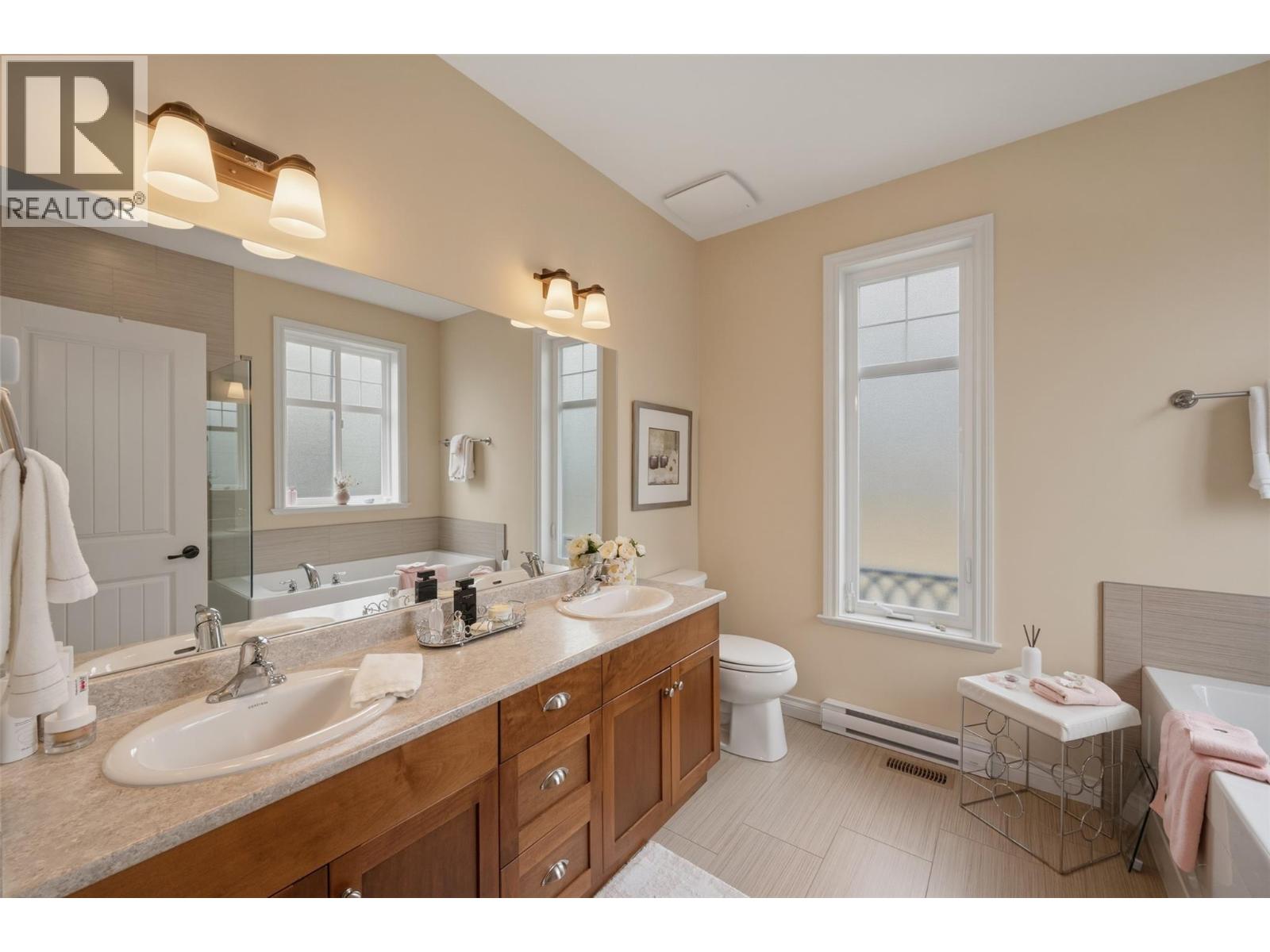 2450 Radio Tower Road Unit# 187, Oliver