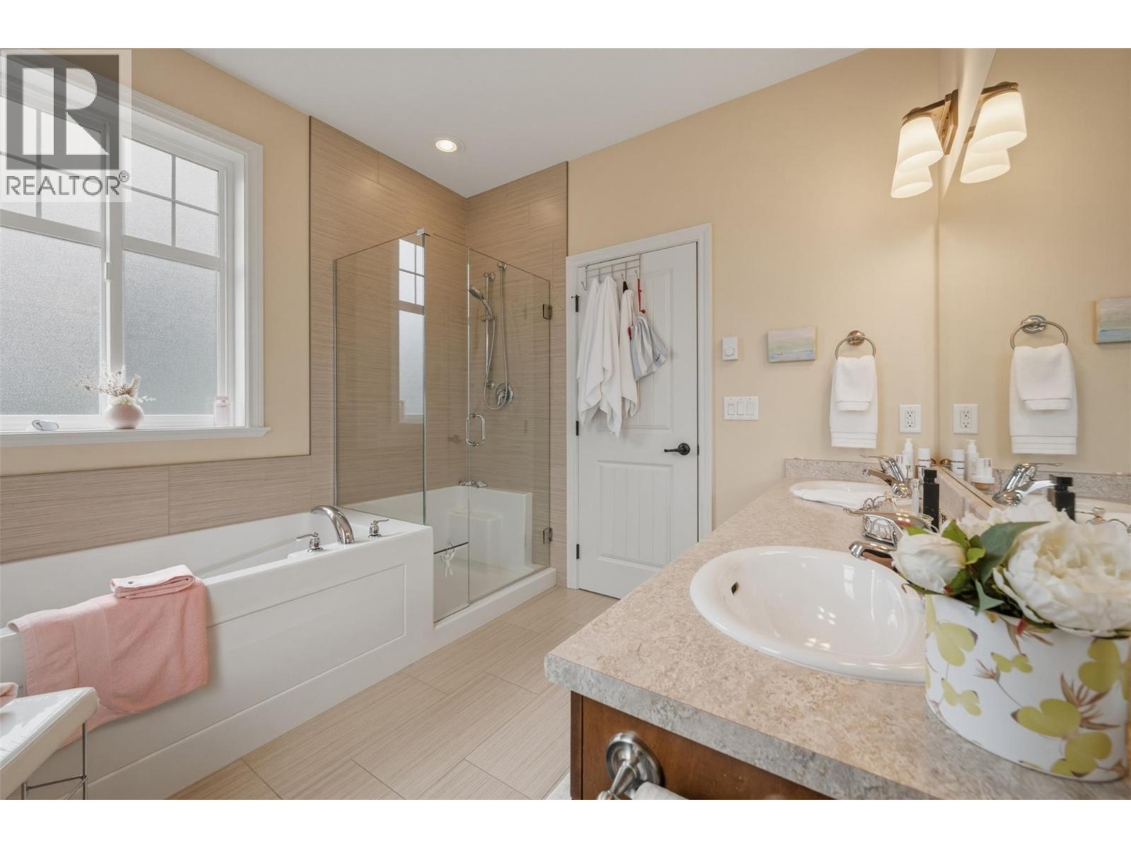 2450 Radio Tower Road Unit# 187, Oliver