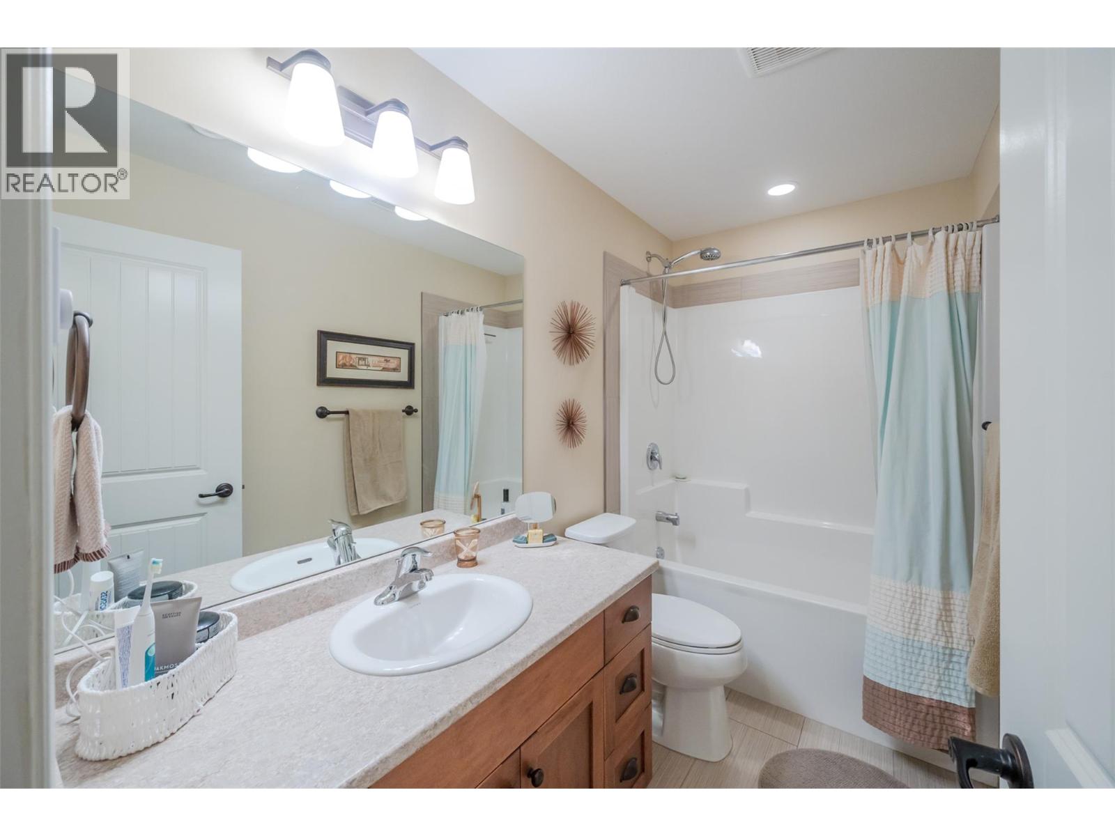 2450 Radio Tower Road Unit# 187, Oliver