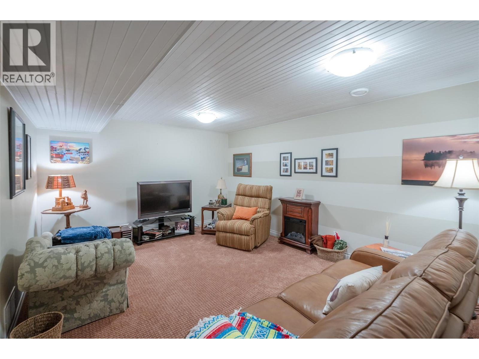 2450 Radio Tower Road Unit# 187, Oliver