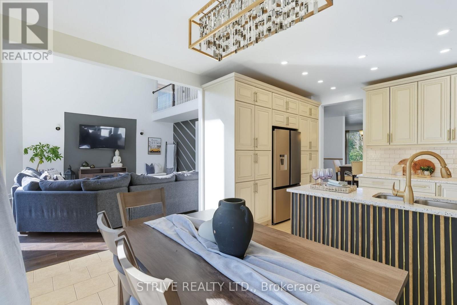165 BAYSHORE DRIVE - 12
