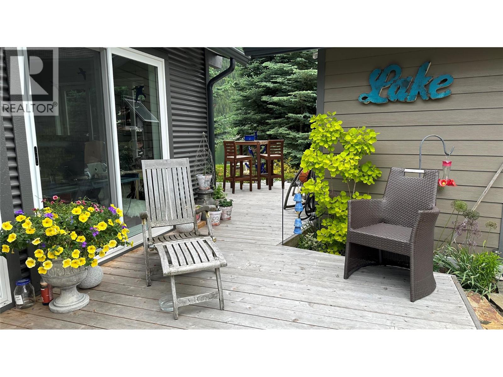 605 Sixth Avenue, Lardeau