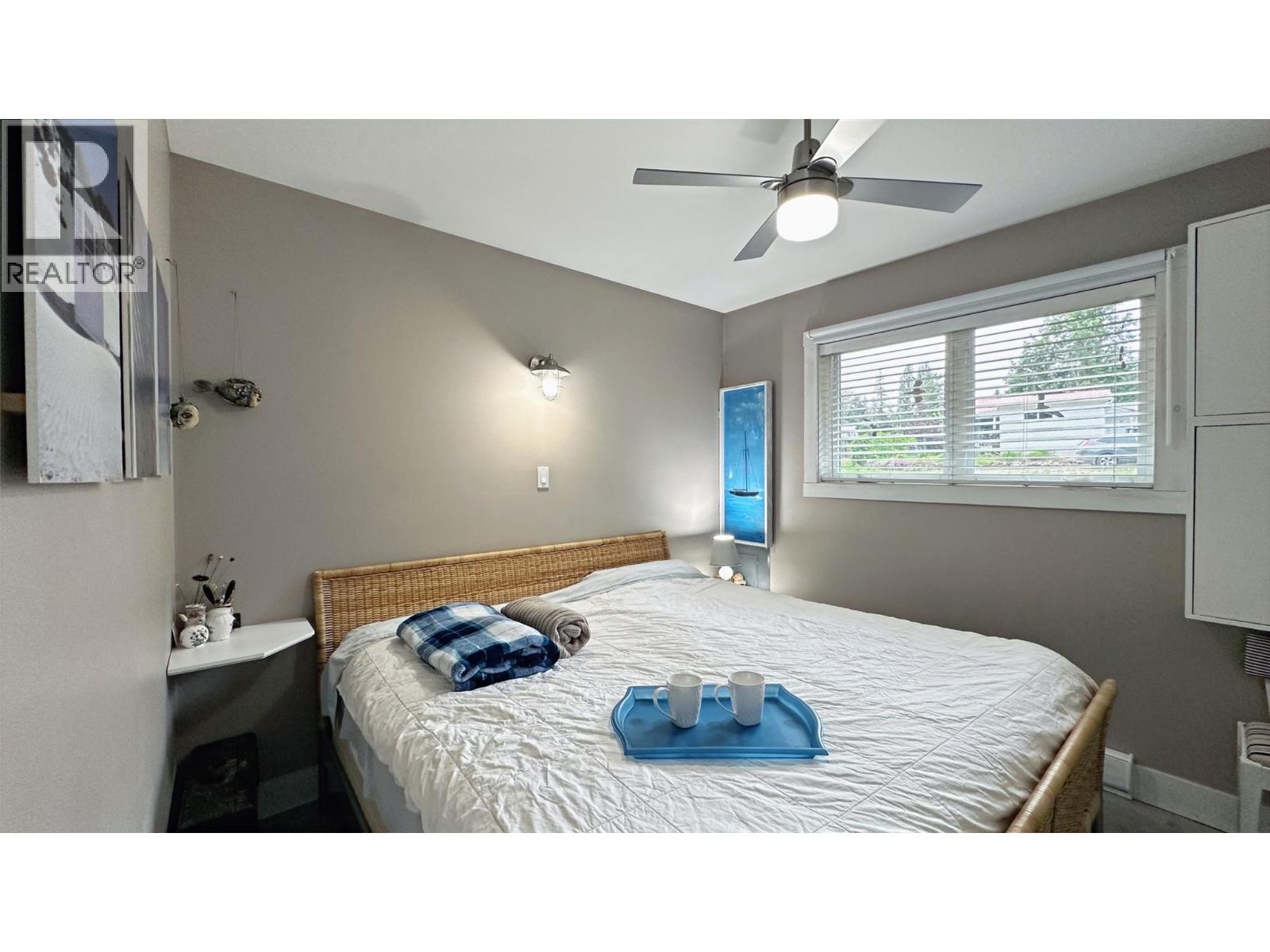 605 Sixth Avenue, Lardeau