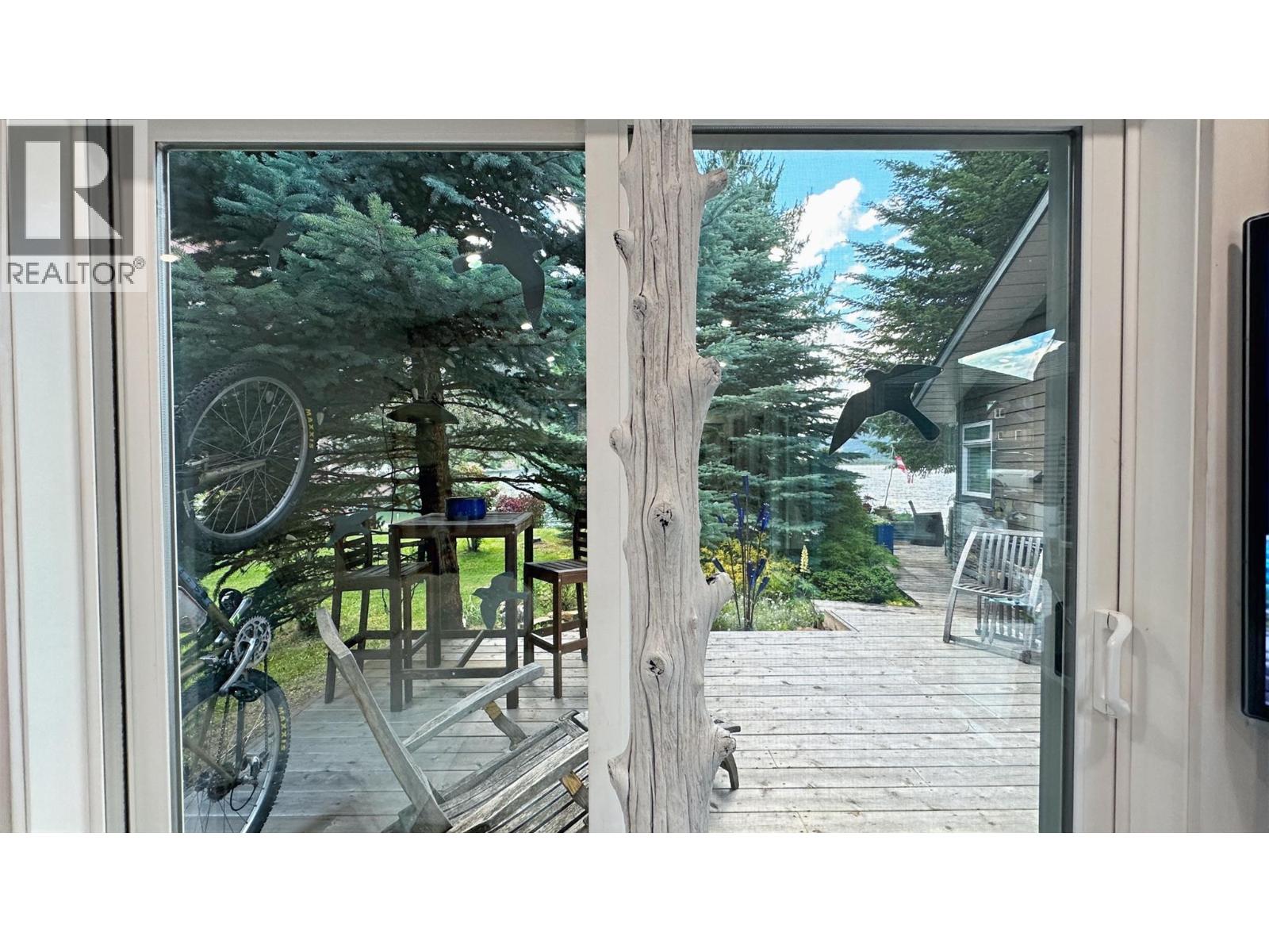 605 Sixth Avenue, Lardeau