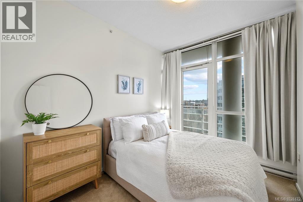 #1401 834 JOHNSON ST - 33