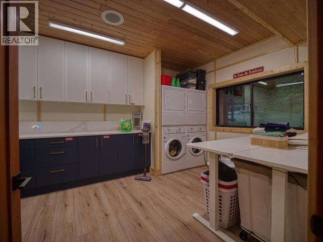 13168 POWELL LAKE - 22